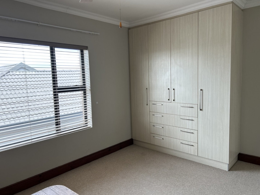 4 Bedroom Property for Sale in Blue Mountain Village Western Cape